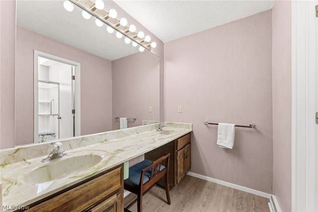 18101 Fern Canyon Drive, Strongsville, OH 44136