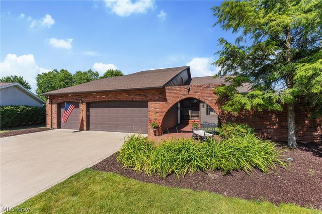 18101 Fern Canyon Drive, Strongsville, OH 44136