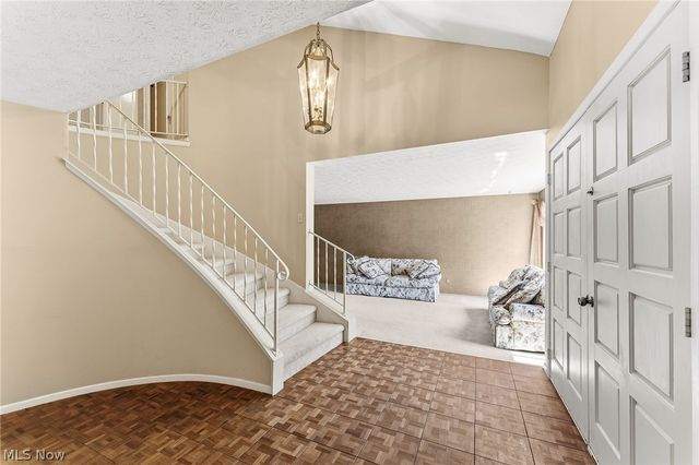 18101 Fern Canyon Drive, Strongsville, OH 44136