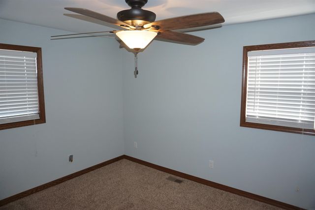 1215 3rd Avenue, Ackley, IA 50601