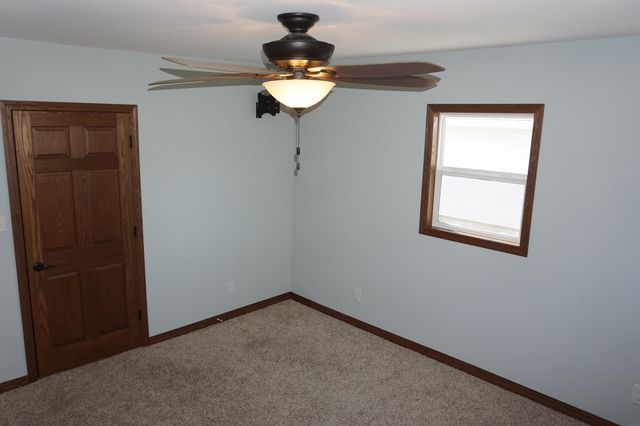 1215 3rd Avenue, Ackley, IA 50601