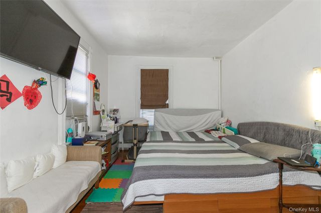 146-11 35th Avenue, Flushing, NY 11354