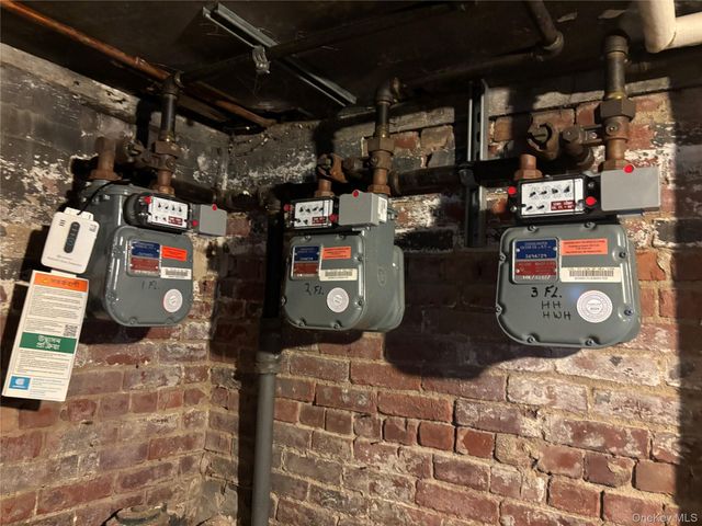 146-11 35th Avenue, Flushing, NY 11354