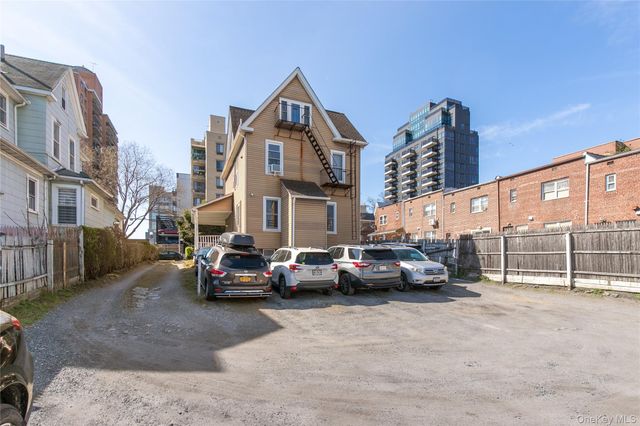 146-11 35th Avenue, Flushing, NY 11354