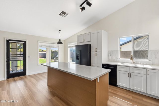 3761 E THORNTON Avenue, Gilbert, AZ 85297