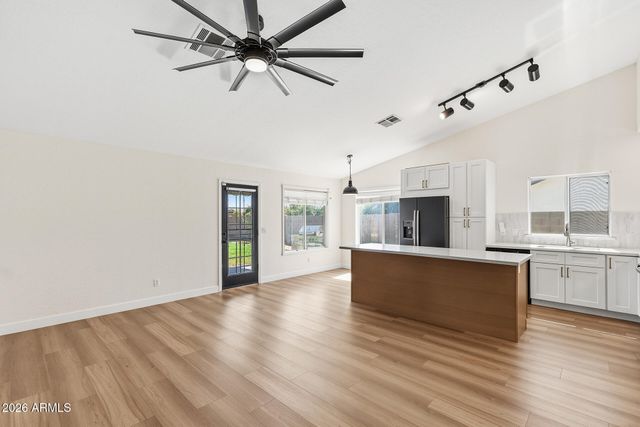 3761 E THORNTON Avenue, Gilbert, AZ 85297