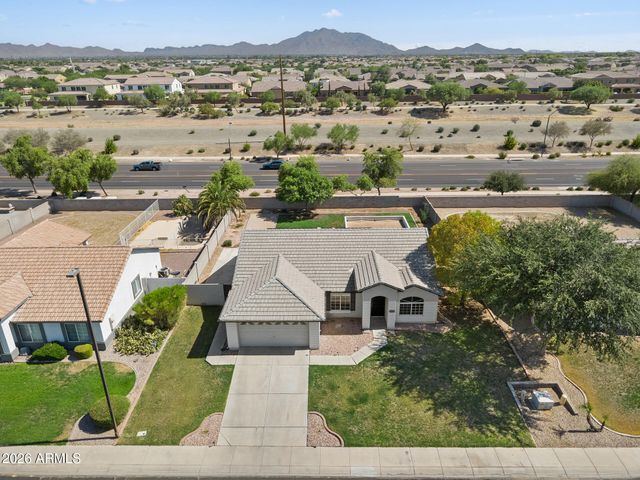 3761 E THORNTON Avenue, Gilbert, AZ 85297