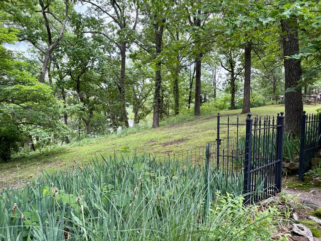 32180 S 627 Road, Grove, OK 74344