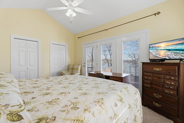 32180 S 627 Road, Grove, OK 74344