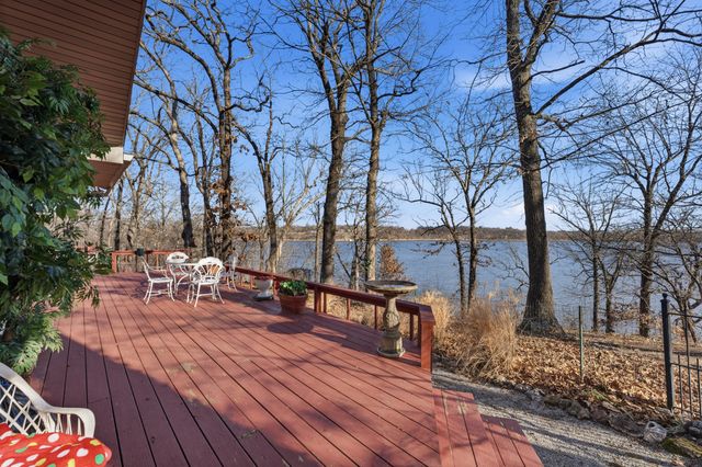 32180 S 627 Road, Grove, OK 74344