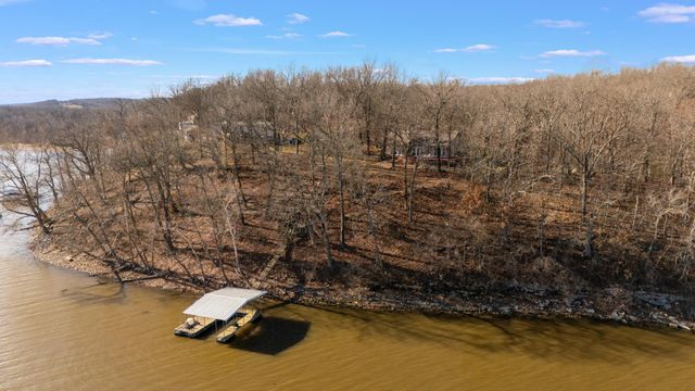 32180 S 627 Road, Grove, OK 74344