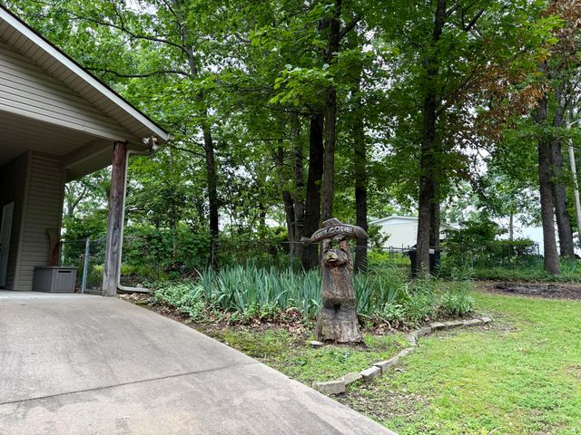 32180 S 627 Road, Grove, OK 74344