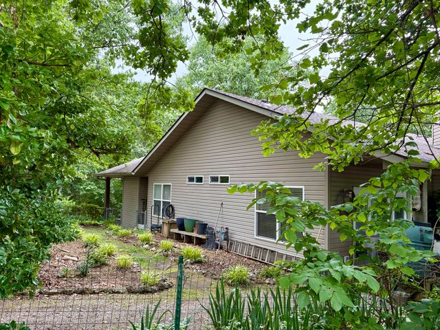 32180 S 627 Road, Grove, OK 74344