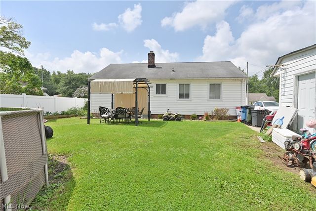 5905 Stearns Road, North Olmsted, OH 44070