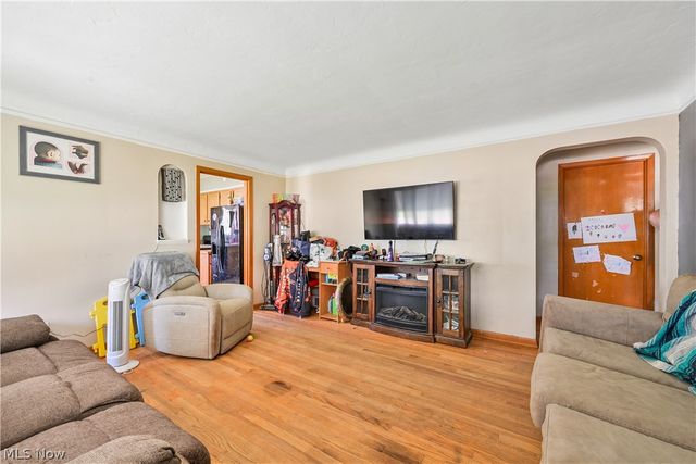 5905 Stearns Road, North Olmsted, OH 44070