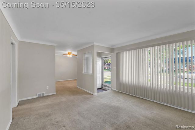 8610 N Evangeline Street, Dearborn Heights, MI 48127