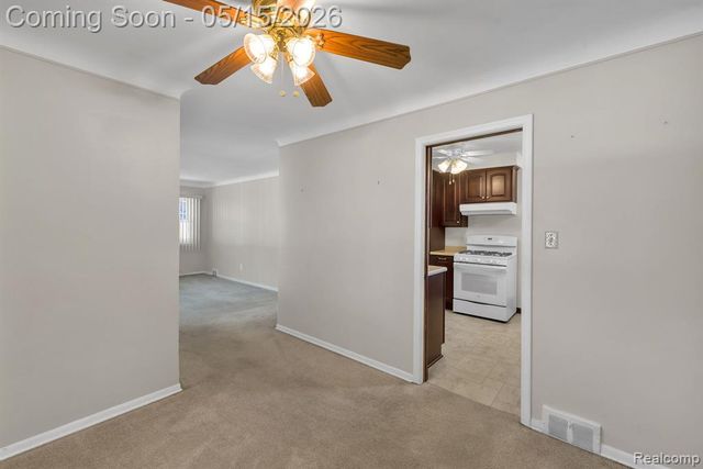 8610 N Evangeline Street, Dearborn Heights, MI 48127