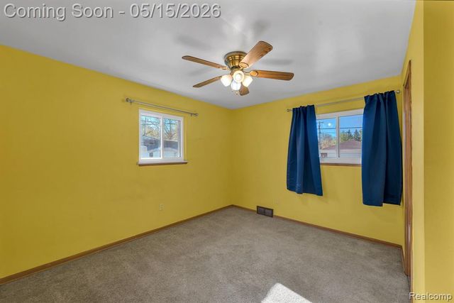 8610 N Evangeline Street, Dearborn Heights, MI 48127