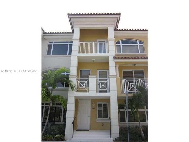 18402 NE 27 Court 124, Aventura, FL 33160