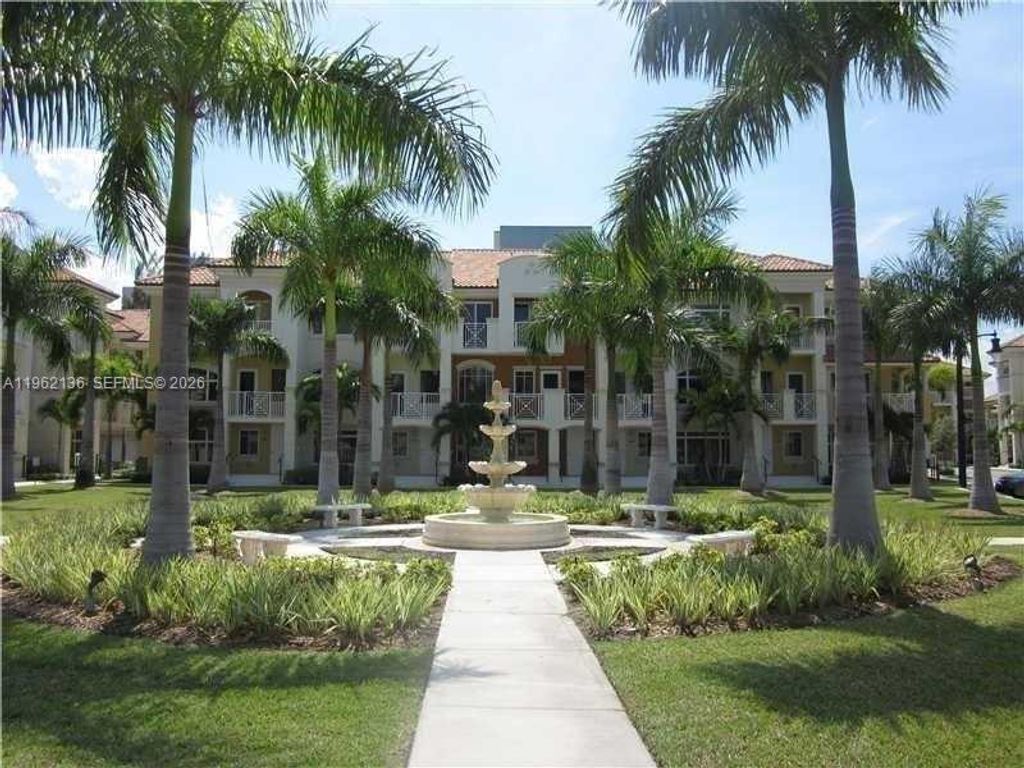 18402 NE 27 Court 124, Aventura, FL 33160