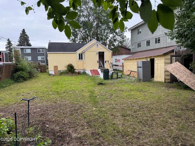 1443 W 25th Avenue, Anchorage, AK 99503