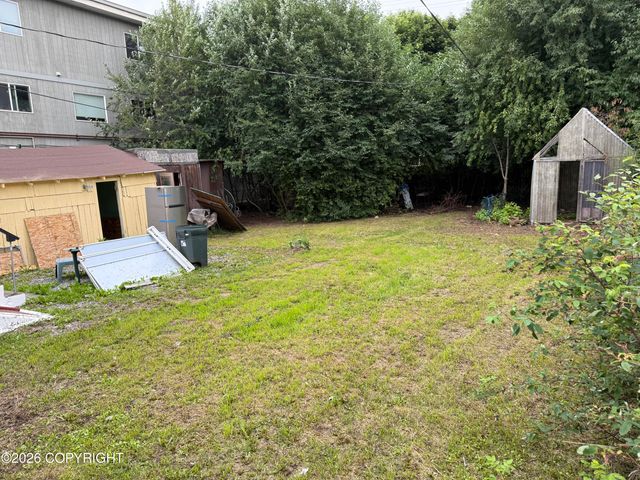 1443 W 25th Avenue, Anchorage, AK 99503