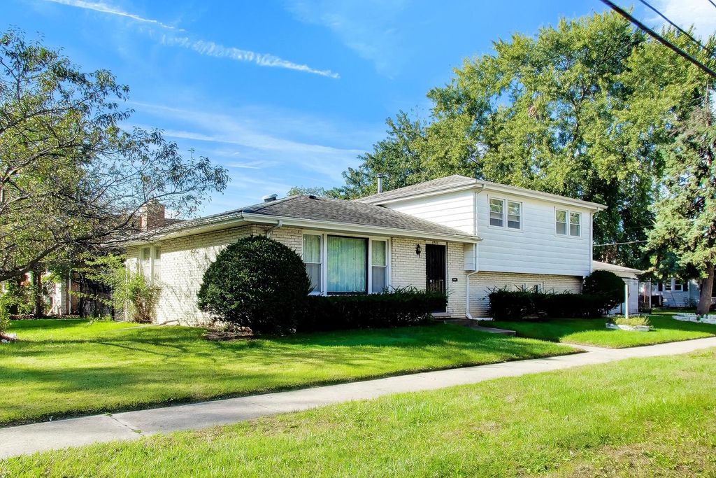 8500 S Laramie Avenue, Burbank, IL 60459 — photo 3