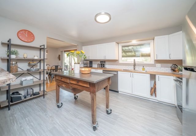 2427 E 40th Ave, Spokane, WA 99223