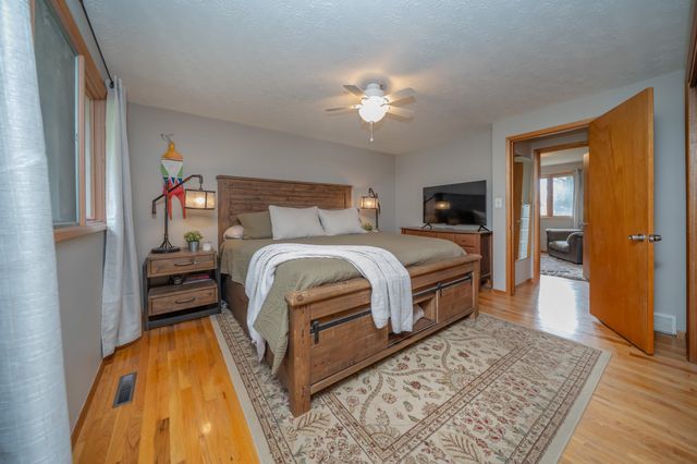 2427 E 40th Ave, Spokane, WA 99223