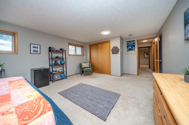 2427 E 40th Ave, Spokane, WA 99223