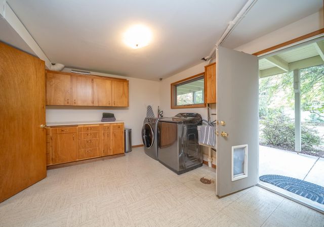 2427 E 40th Ave, Spokane, WA 99223