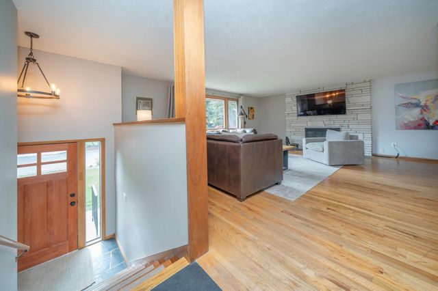 2427 E 40th Ave, Spokane, WA 99223