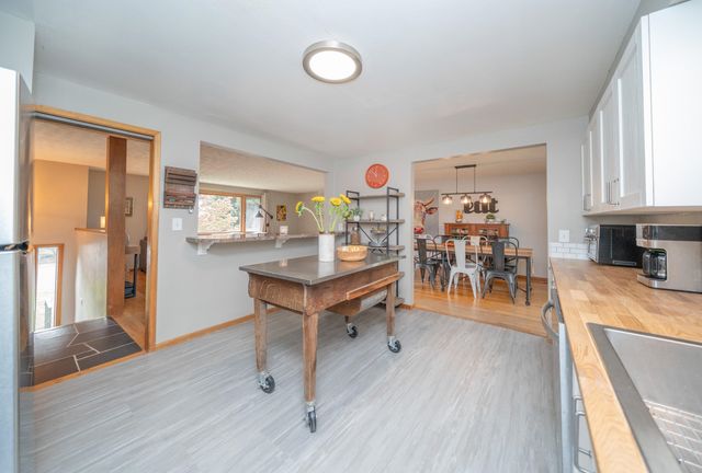 2427 E 40th Ave, Spokane, WA 99223