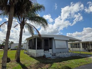 549 Freedom ST, North Fort Myers, FL 33917