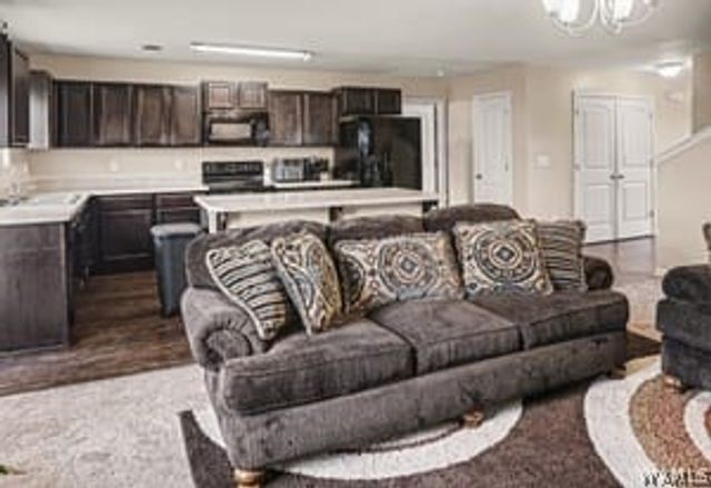 2042 Middle Lane, Tuscaloosa, AL 35405