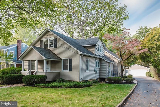 1 PARKWAY AVE, Plainsboro, NJ 08536