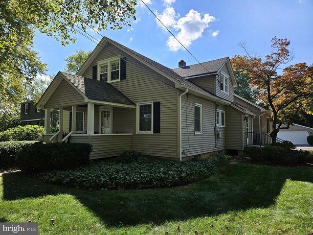 1 PARKWAY AVE, Plainsboro, NJ 08536