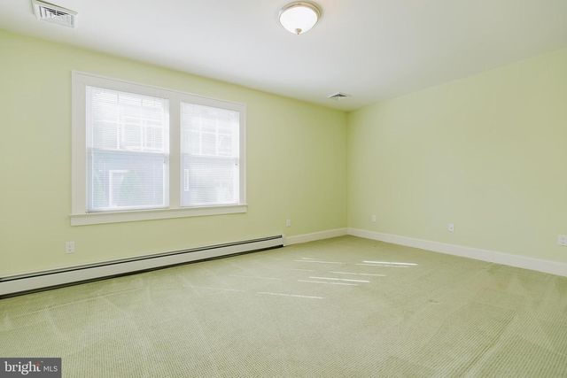 1 PARKWAY AVE, Plainsboro, NJ 08536