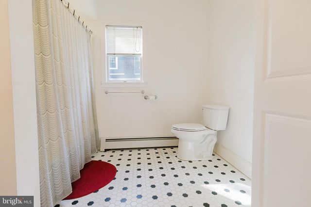 1 PARKWAY AVE, Plainsboro, NJ 08536