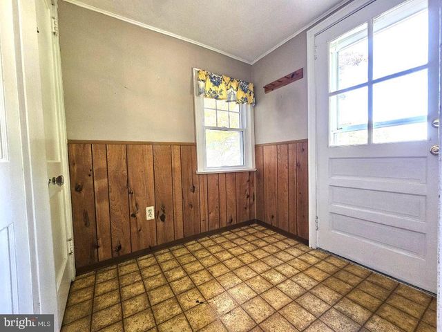 1 PARKWAY AVE, Plainsboro, NJ 08536