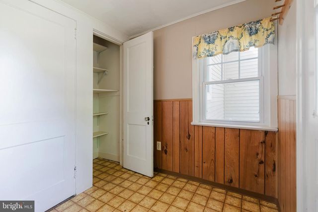 1 PARKWAY AVE, Plainsboro, NJ 08536