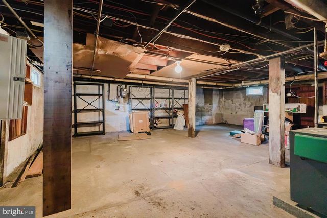 1 PARKWAY AVE, Plainsboro, NJ 08536