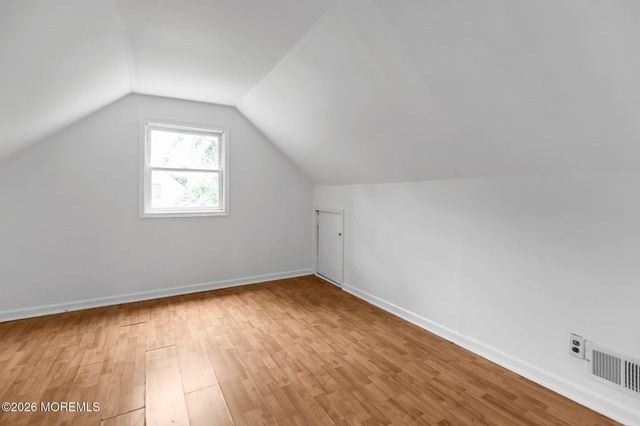10 Steven Avenue, Tinton Falls, NJ 07724