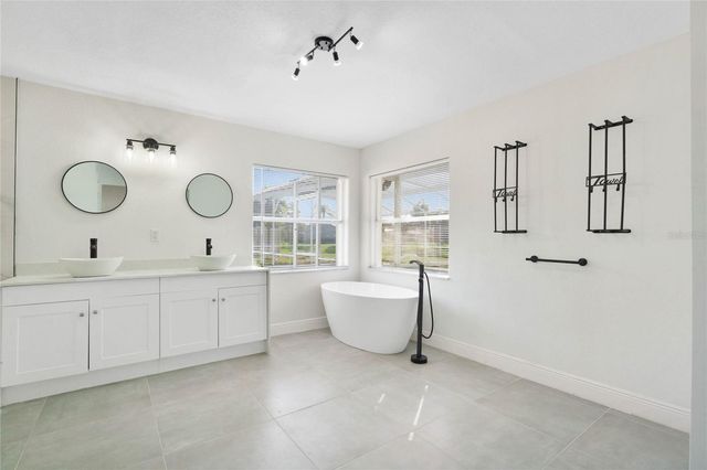 3003 ZAHARIAS DRIVE, Orlando, FL 32837