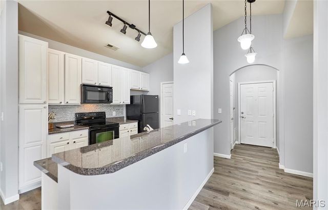 29 Kassebaum Lane 307, St Louis, MO 63129