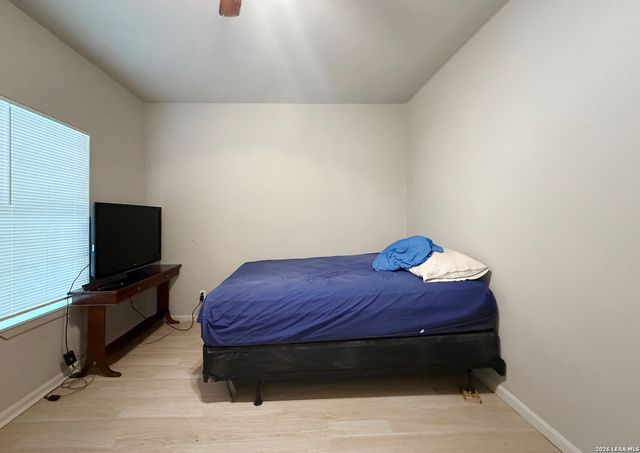 1806 Steves, San Antonio, TX 78210