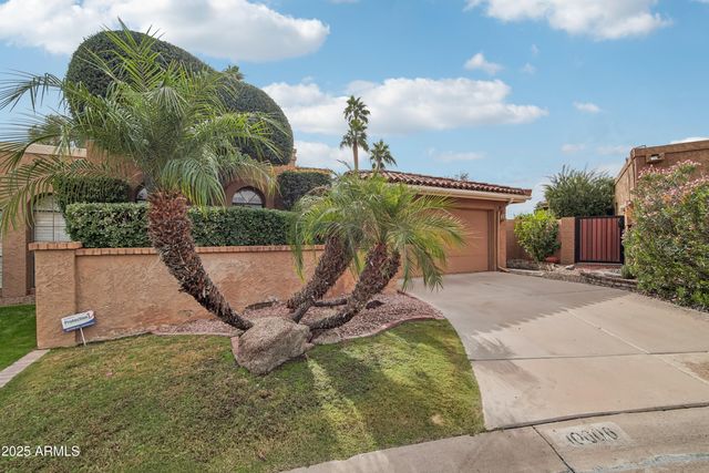 10606 N 11TH Street, Phoenix, AZ 85020