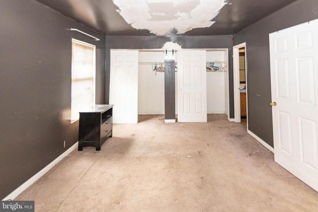 7001 FLAG HARBOR DR, District Heights, MD 20747