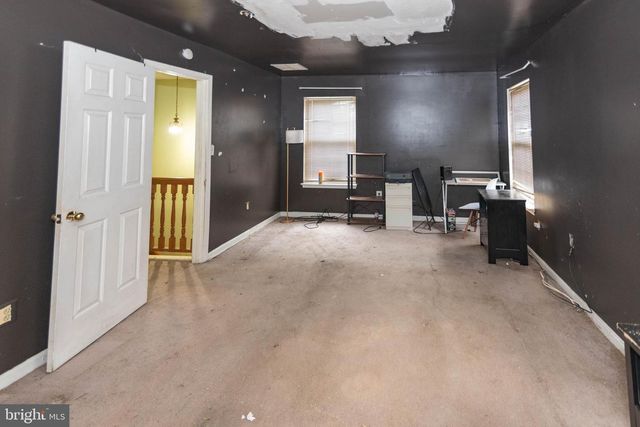 7001 FLAG HARBOR DR, District Heights, MD 20747