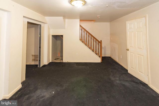 7001 FLAG HARBOR DR, District Heights, MD 20747